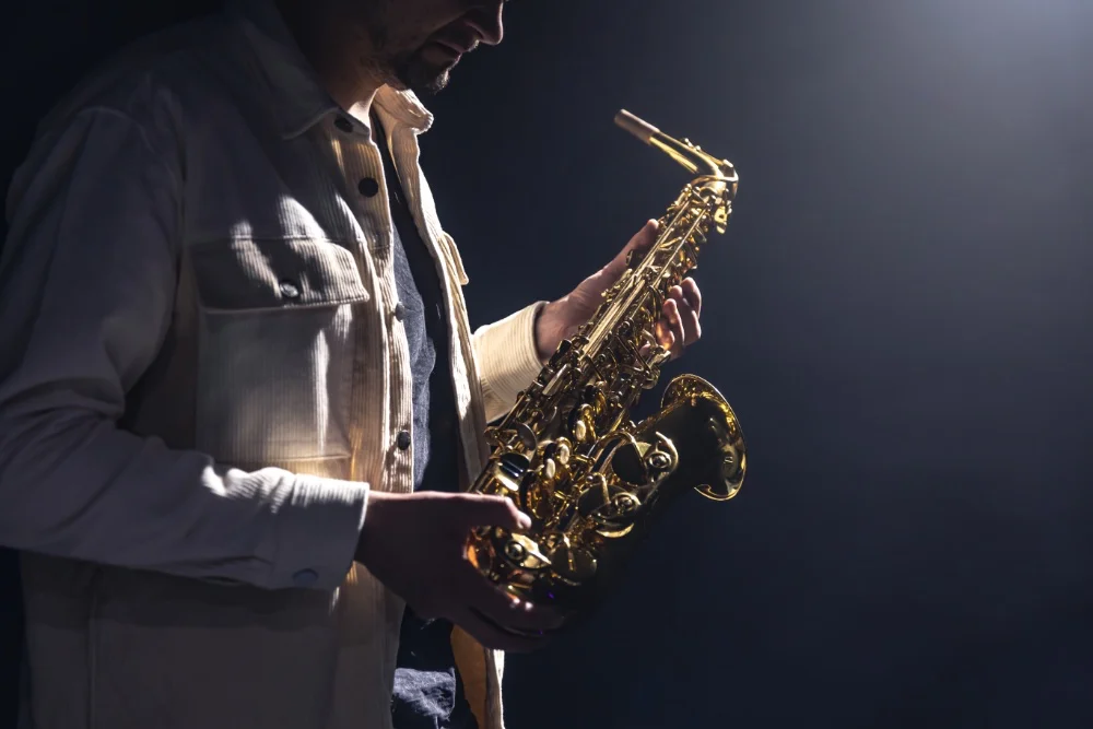 Featured image for “How To EQ Tenor Sax: Unlocking The True Sound Of Your Instrument!”